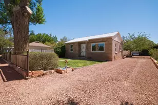 133 S 200 E, Kanab, UT 84741 - Photo 5