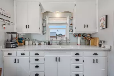 133 S 200 E, Kanab, UT 84741 - Photo 11