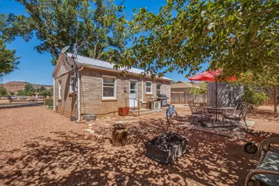133 S 200 E, Kanab, UT 84741 - Photo 25