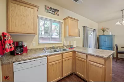 300 E 300 N #A5, Kanab, UT 84741 - Photo 9