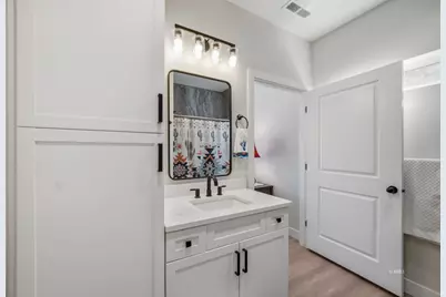 899 W Vance Dr, Kanab, UT 84741 - Photo 21