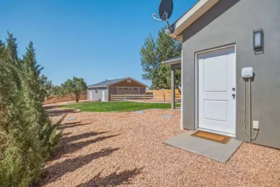 899 W Vance Dr, Kanab, UT 84741 - Photo 37