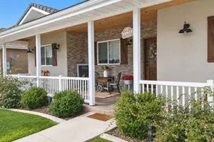 155 S Putter Ln, Kanab, UT 84741 - Photo 3