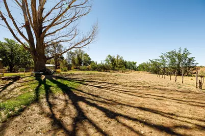 251 W 100 S, Kanab, UT 84741 - Photo 23