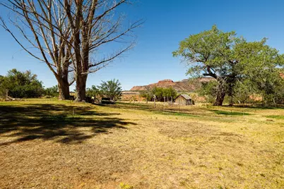 251 W 100 S, Kanab, UT 84741 - Photo 13