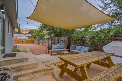 112 E 300 N, Kanab, UT 84741 - Photo 25