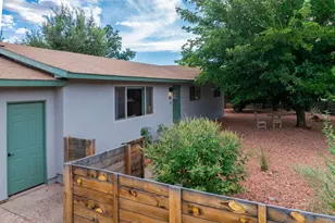 112 E 300 N, Kanab, UT 84741 - Photo 39