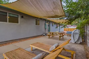 112 E 300 N, Kanab, UT 84741 - Photo 27