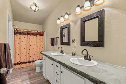 6697 N Johnson Canyon, Kanab, UT 84741 - Photo 35