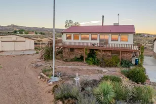 1100 S Revolution Way, Big Water, UT 84741 - Photo 9
