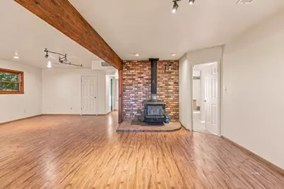 1100 S Revolution Way, Big Water, UT 84741 - Photo 13