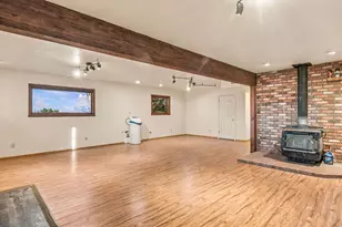 1100 S Revolution Way, Big Water, UT 84741 - Photo 15
