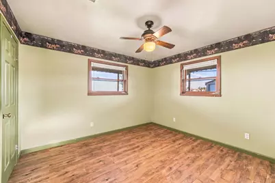 1100 S Revolution Way, Big Water, UT 84741 - Photo 19