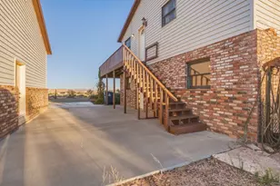 1100 S Revolution Way, Big Water, UT 84741 - Photo 35
