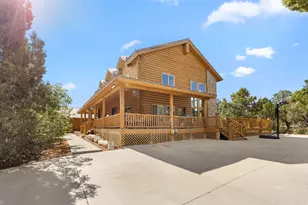 615 Zion Dr, Orderville, UT 84758 - Photo 3