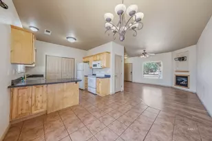 300 E 300 N, Kanab, UT 84741 - Photo 9