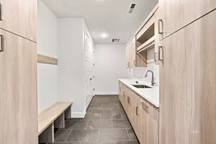 583 E El Valle Dr, Kanab, UT 84741 - Photo 21