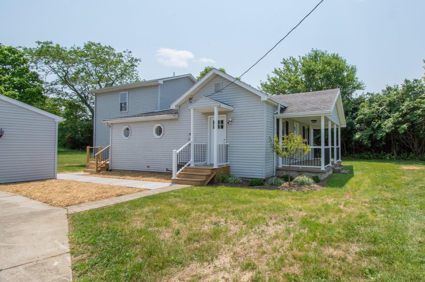 5144 Wayne Madison Rd, Trenton OH  45067-9514 exterior