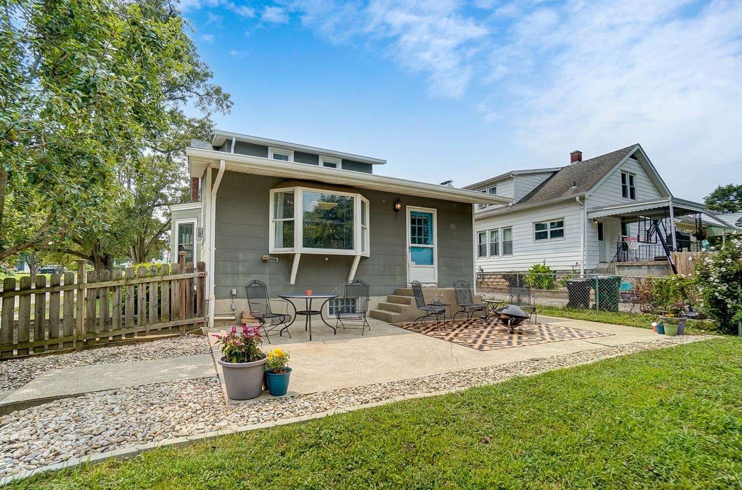 6802 Jersey Ave, Cincinnati OH  45233-1129 exterior