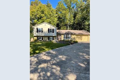 1174 Burr Oak Drive - Photo 1