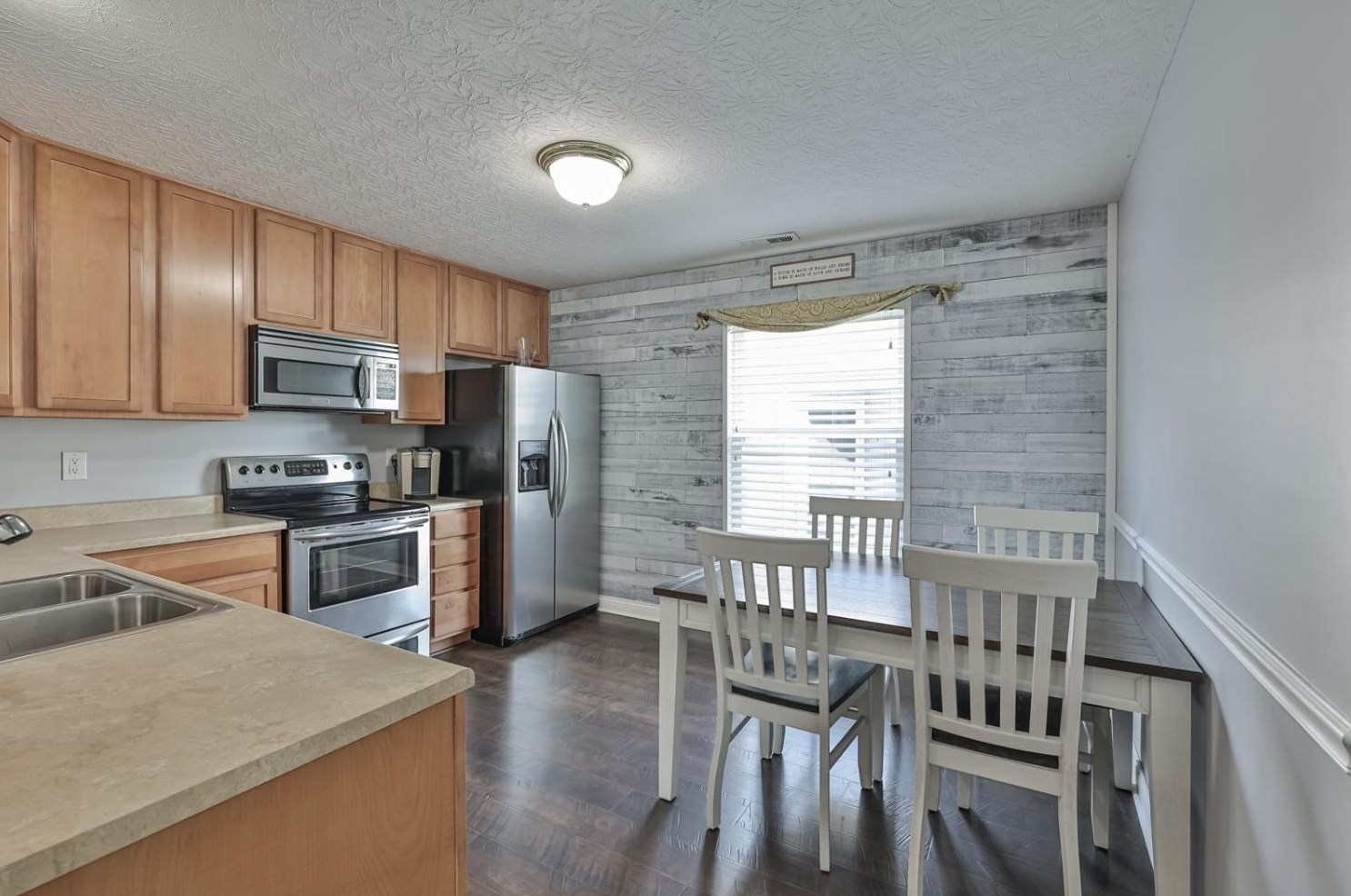 2551 Allegro Ln, Loveland OH 45140-8460 exterior