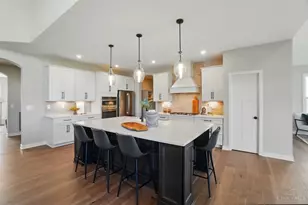 7516 Donegal Dr, Miami Township, OH 45233 - Photo 11