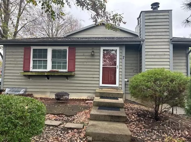Palmer Ct, Fairfield, OH 45014