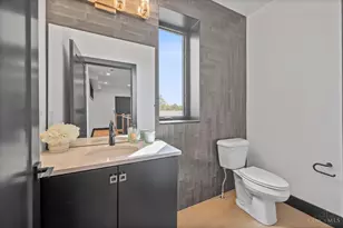 3746 Miami Run, Mariemont, OH 45227 - Photo 23