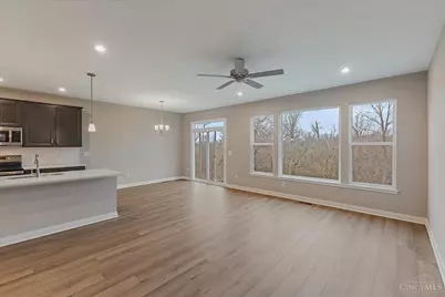 4517 Renaissance Park Drive, Middletown, OH 45005 - Photo 15