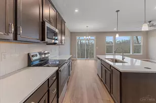 4517 Renaissance Park Dr, Middletown, OH 45005 - Photo 11