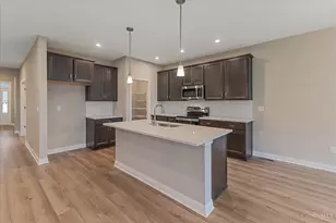 4517 Renaissance Park Dr, Middletown, OH 45005 - Photo 9