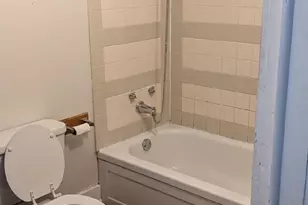 3597 Vine St, Cincinnati, OH 45220 - Photo 13