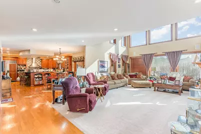 8091 Green Lake Drive, Liberty Township, OH 45044 - Photo 15