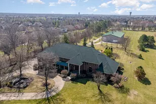 8091 Green Lake Dr, Liberty Township, OH 45044 - Photo 3