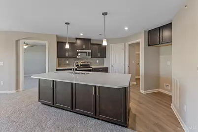 401 Bethpage Drive #6-204, Turtle Creek Township, OH 45036 - Photo 3