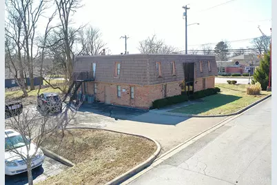 9050 Plainfield Road, Blue Ash, OH 45236 - Photo 3