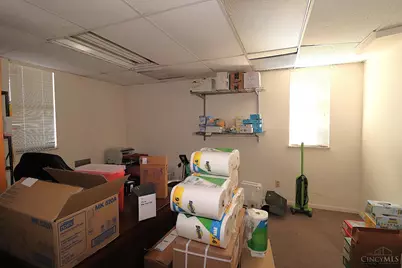 9050 Plainfield Road, Blue Ash, OH 45236 - Photo 15