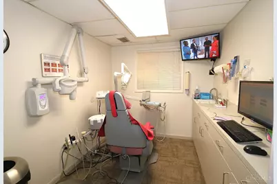 9050 Plainfield Road, Blue Ash, OH 45236 - Photo 11