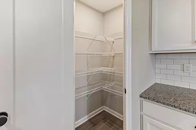 453 Bethpage Way #7-204, Turtle Creek Township, OH 45036 - Photo 5