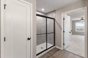 453 Bethpage Way, Turtle Creek Township, OH 45036 - Photo 15