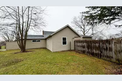 6780 E Walnut Street, Bethel Twp, OH 45371 - Photo 5