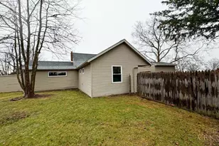 6780 E Walnut St, Bethel Twp, OH 45371 - Photo 5