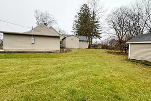 6780 E Walnut St, Bethel Twp, OH 45371 - Photo 3