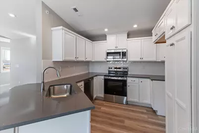 413 Bethpage Way #7-300, Turtle Creek Township, OH 45036 - Photo 5