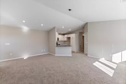 413 Bethpage Way #7-300, Turtle Creek Township, OH 45036 - Photo 9