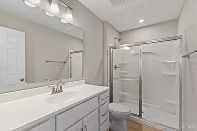 417 Bethpage Way #7-302, Turtle Creek Township, OH 45036 - Photo 17