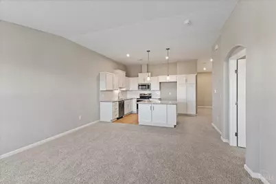 417 Bethpage Way #7-302, Turtle Creek Township, OH 45036 - Photo 9