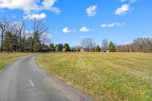 4885 Beechwood Rd, Union Township, OH 45244 - Photo 13