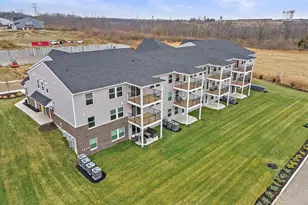 445 Bethpage Way, Turtle Creek Township, OH 45036 - Photo 27