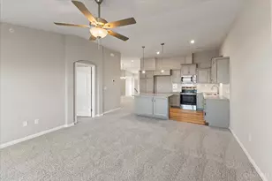 437 Bethpage Way, Turtle Creek Township, OH 45036 - Photo 7